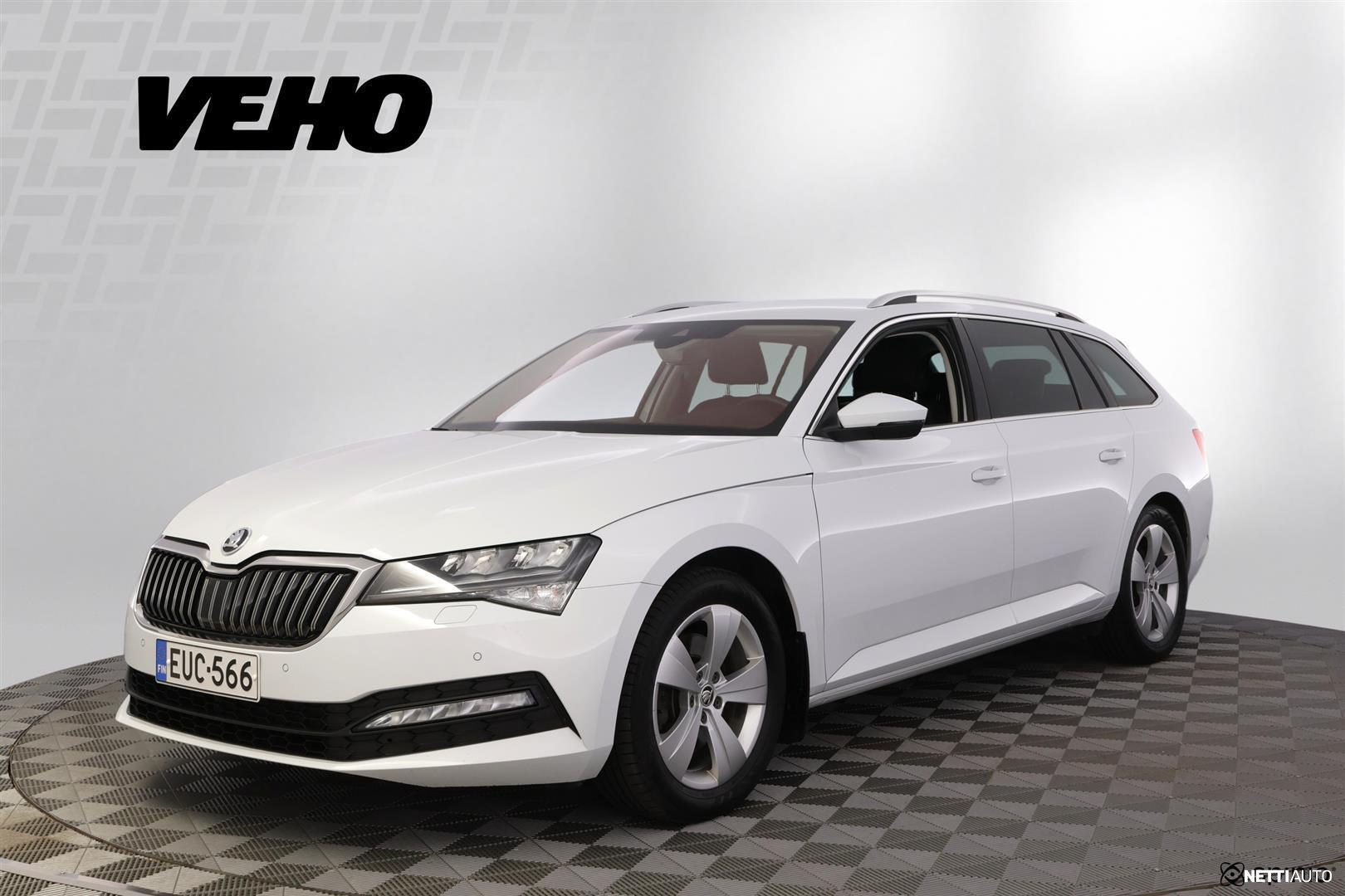 Skoda Superb 2022, kuva 1/30