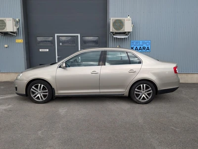Volkswagen Jetta 2006, photo 5/16