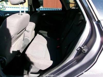 Ford Focus 2012, photo 7/12