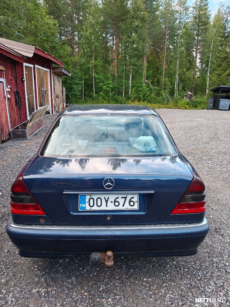 Mercedes-Benz C 1999, photo 6/17