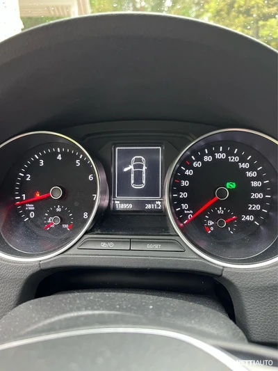 Volkswagen Polo 2016, kuva 6/6