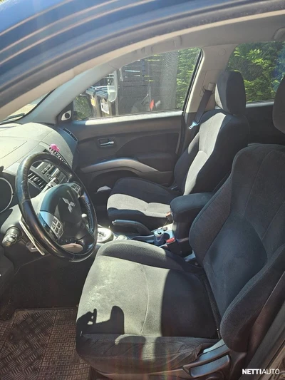 Mitsubishi Outlander 2008, kuva 3/5