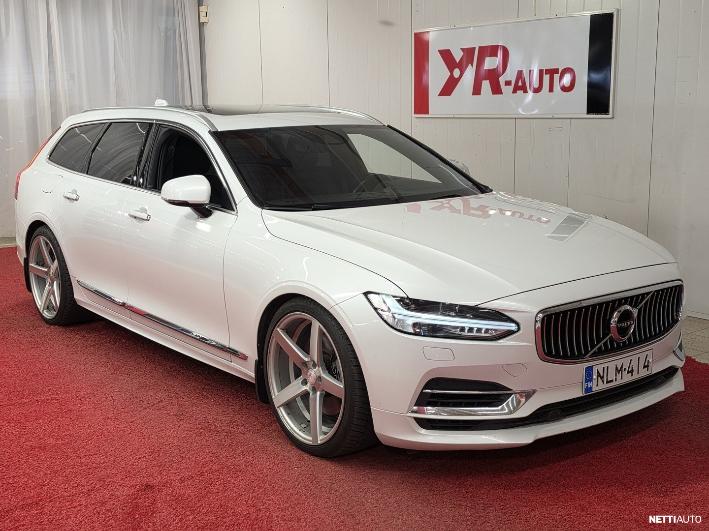 Volvo V90