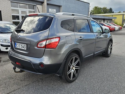 Nissan Qashqai+2 2011, photo 4/14