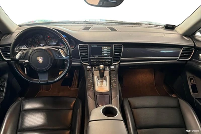 Porsche Panamera 2012, kuva 7/22