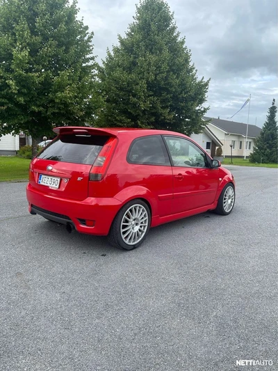 Ford Fiesta 2005, photo 5/13