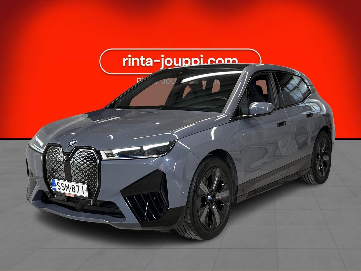 BMW iX