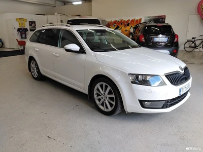Skoda Octavia 2013, kuva 1/13