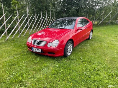 Mercedes-Benz C 180 2003, photo 1/5