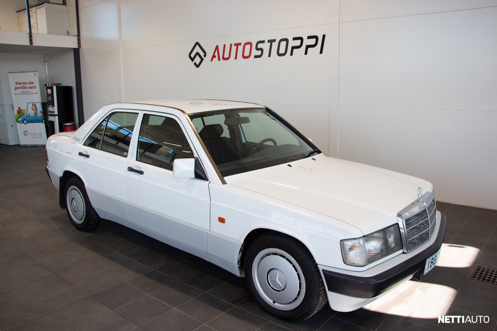Mercedes-Benz 190