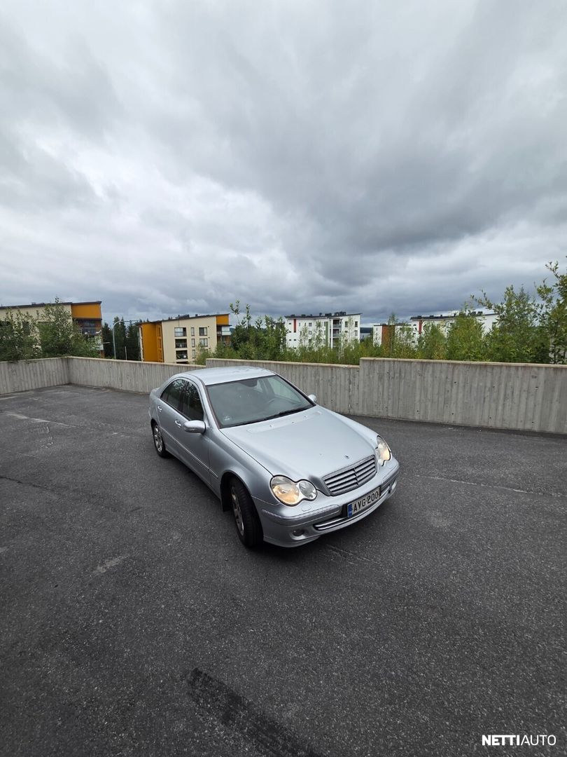 Mercedes-Benz C 200