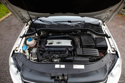 Volkswagen Passat 2011, photo 2/18