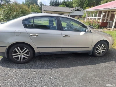 Volkswagen Passat 2005, photo 3/6