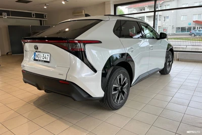 Toyota bZ4X Launch Edition AWD 2025, kuva 5/19