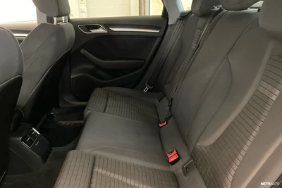 Audi A3 2019, photo 7/22