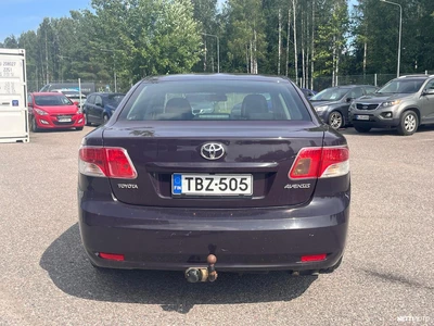 Toyota Avensis 2010, kuva 4/10