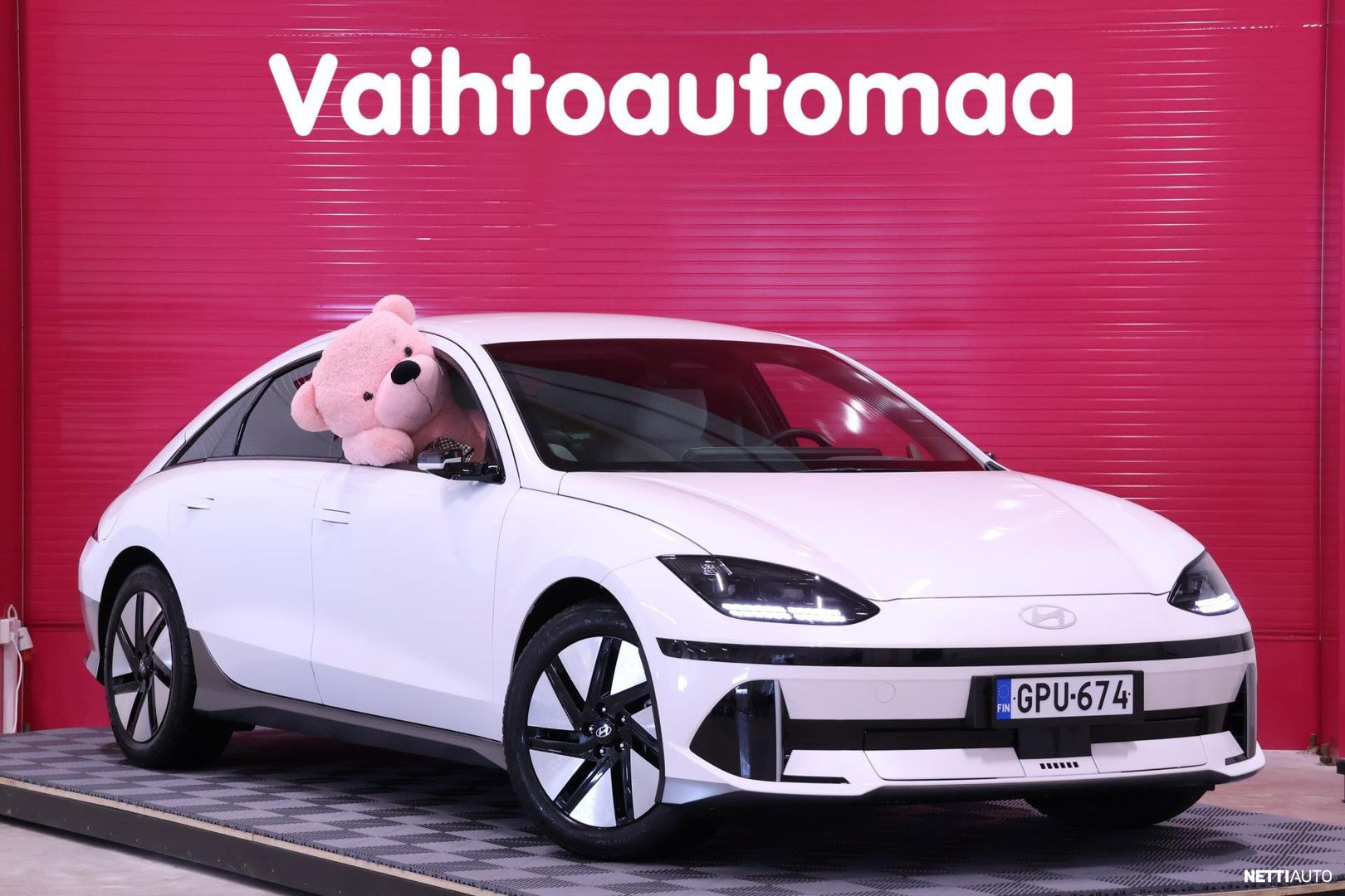 Hyundai Ioniq 6