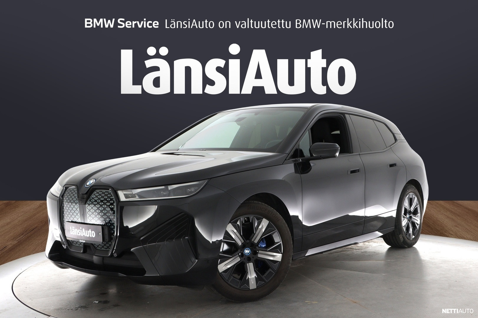 BMW iX
