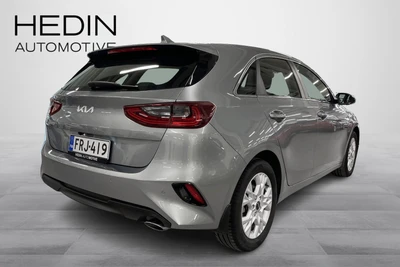 Kia Ceed 1,5 T-GDI 160hv EX 5D 2023, photo 2/27