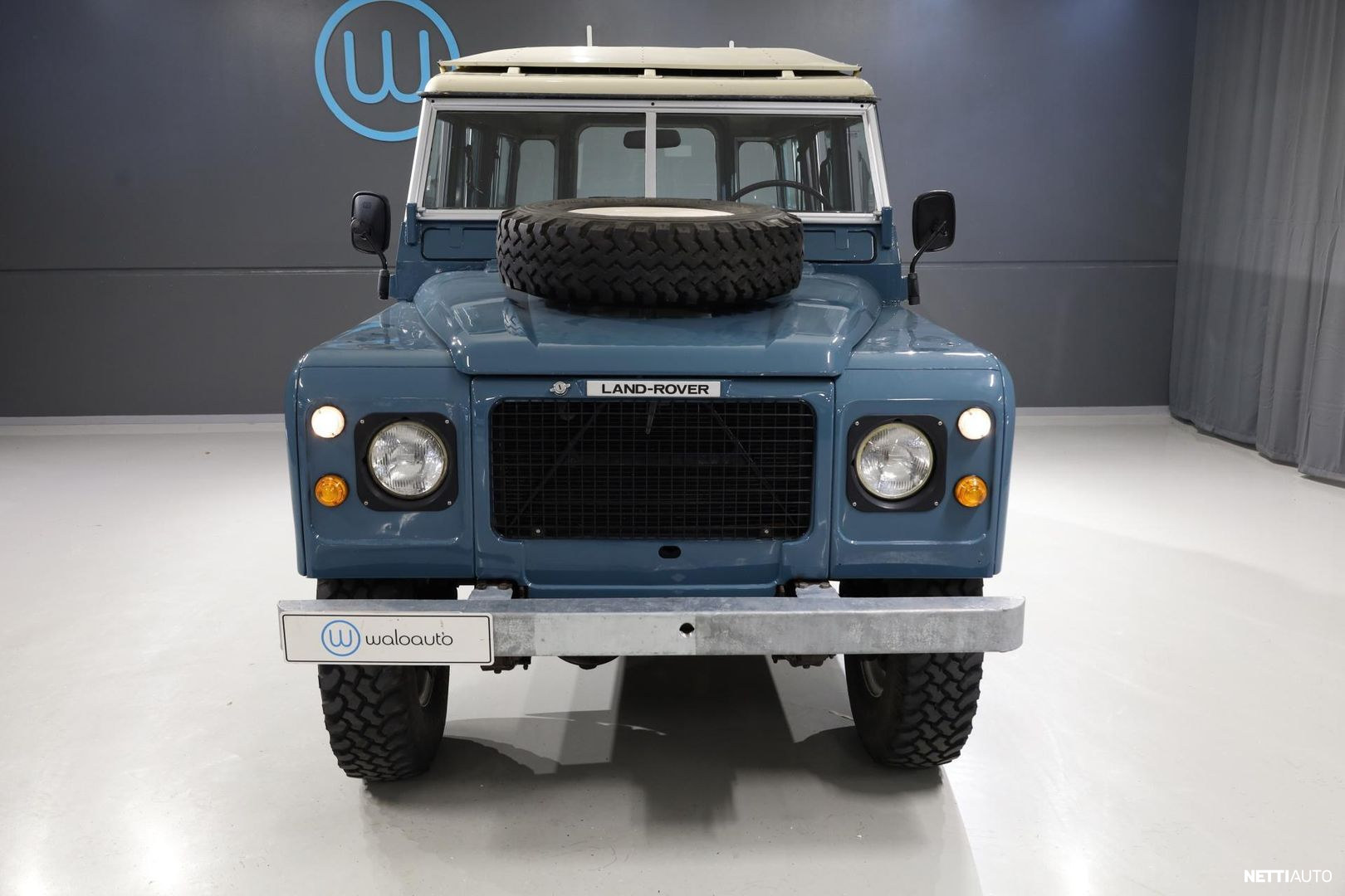 Land Rover 109