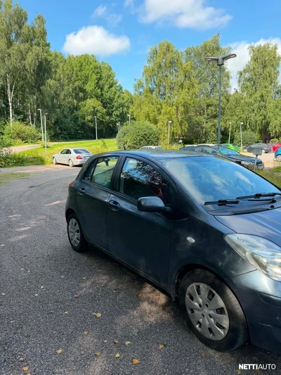 Toyota Yaris 1,4 D-4D DPF Linea Sol 5ov 2009, kuva 5/7