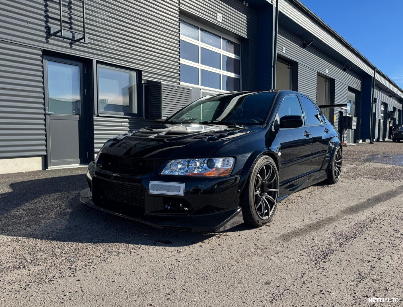 Mitsubishi Lancer