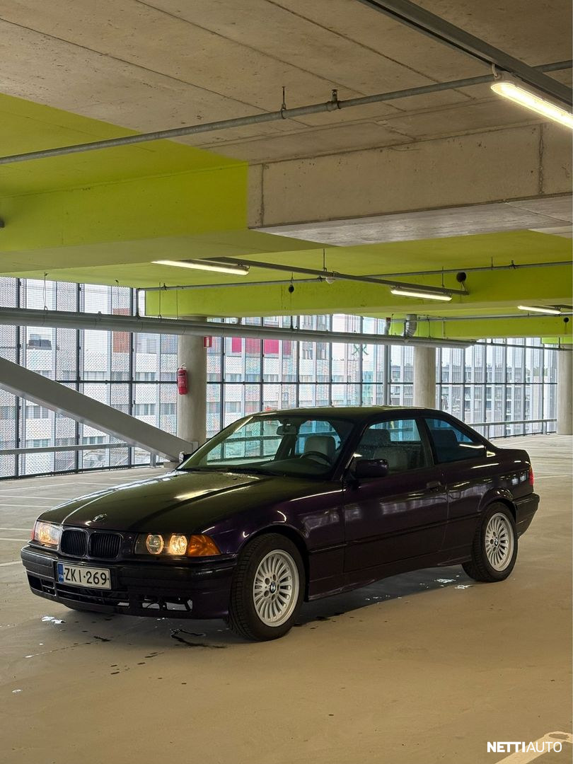 BMW 325