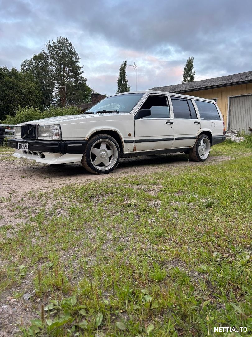 Volvo 740
