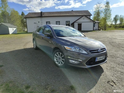 Ford Mondeo 2011, photo 1/10