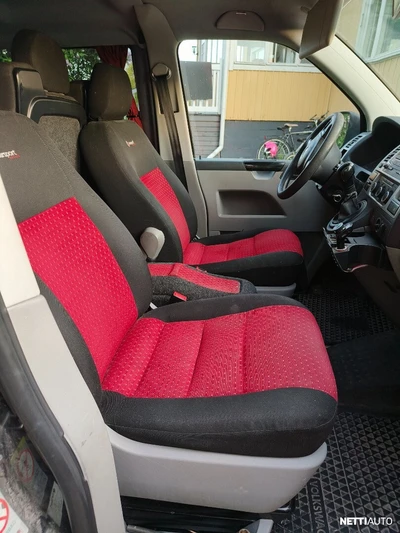 Volkswagen Transporter 2012, kuva 2/3