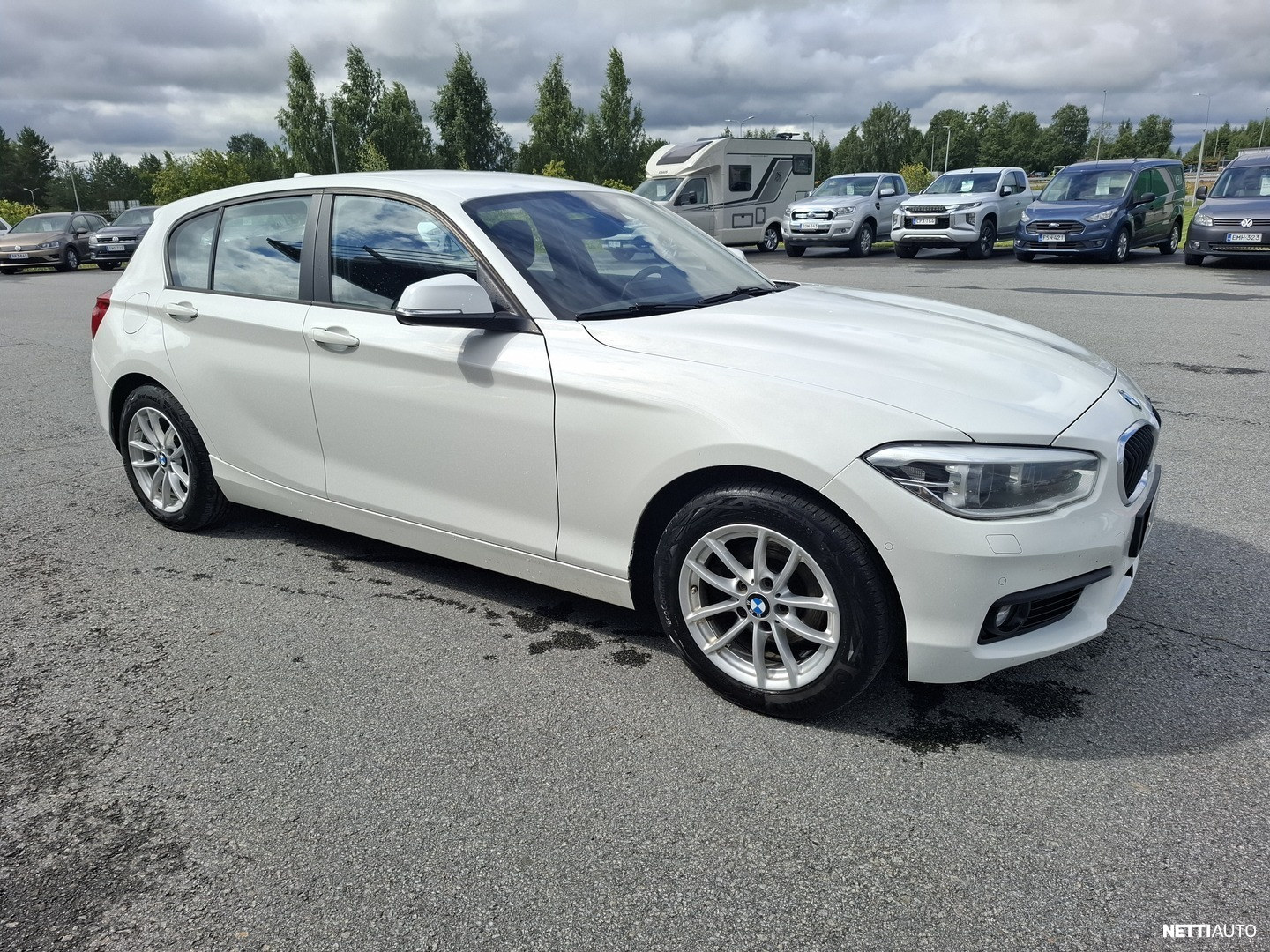 BMW 118 2017, photo 5/8