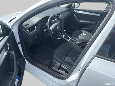 Skoda Octavia 2020, photo 4/5