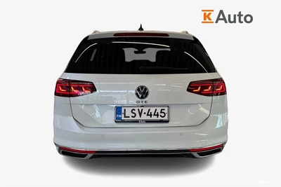 Volkswagen Passat 2022, photo 3/27