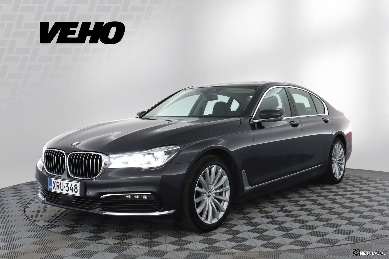 BMW 740
