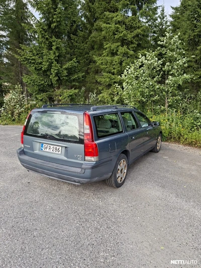 Volvo V70 2000, kuva 3/11