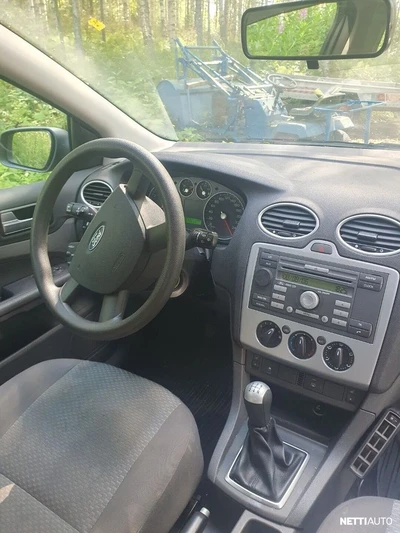 Ford Focus 2006, photo 6/14