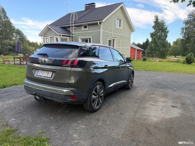 Peugeot 3008 Allure PureTech 130 2017, photo 2/12