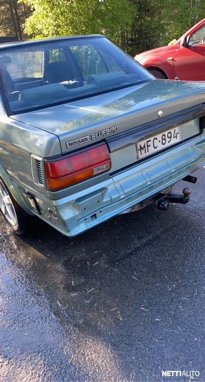 Nissan Bluebird 1990, kuva 5/6