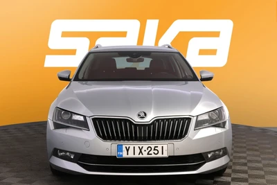 Skoda Superb 2016, kuva 2/38