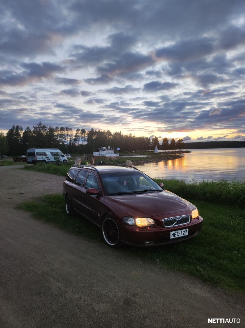 Volvo V70