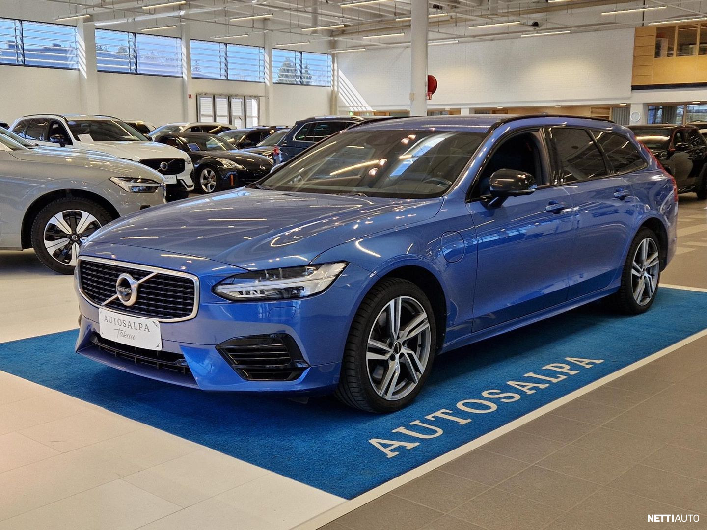 Volvo V90