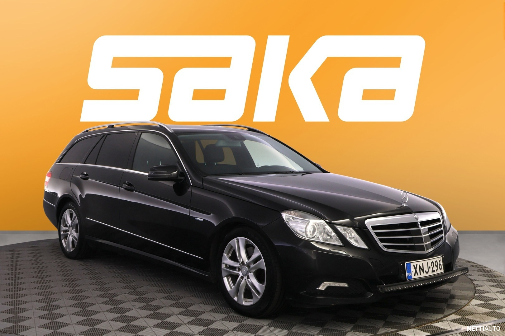 Mercedes-Benz E