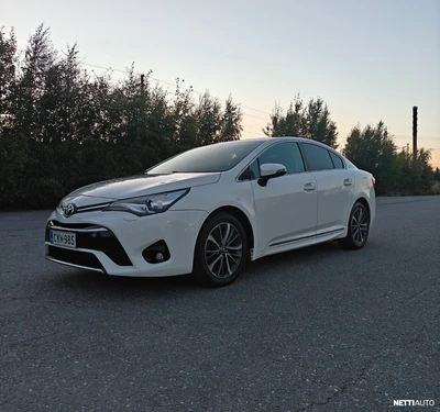 Toyota Avensis 2017, photo 1/10
