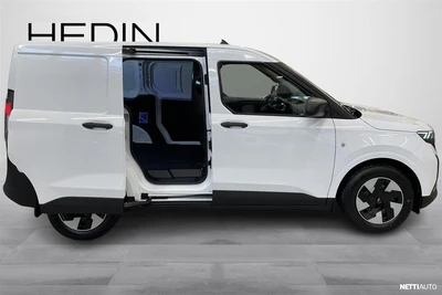 Ford Transit Courier 2026, photo 4/16