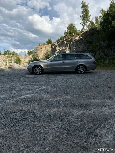 Mercedes-Benz E 280 2005, kuva 4/11