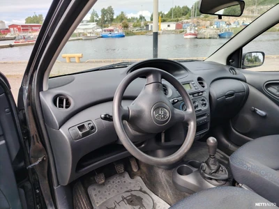 Toyota Yaris 2004, photo 5/11