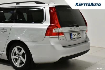 Volvo V70 D2 Momentum 2014, kuva 7/23