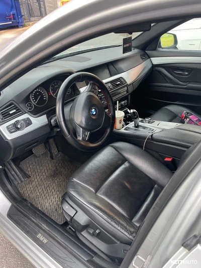 BMW 528 A F10 Sedan 2010, kuva 8/8