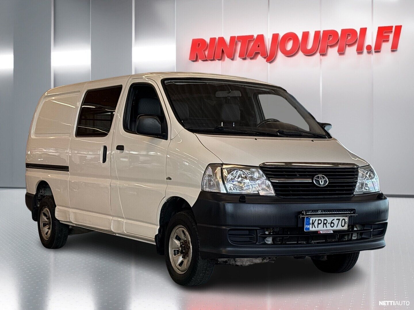 Toyota Hiace 2,5 D-4D 4WD 117 5ov pitkä