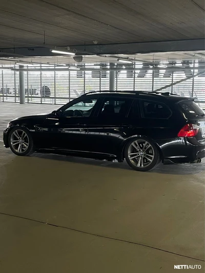 BMW 325 E91 2008, photo 7/10